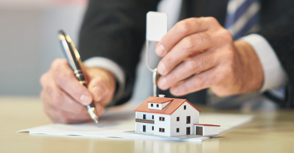 Signing contract to buy a house